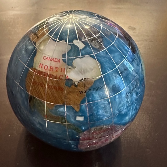 Other - Paperweight made of semi precious stones 4x4